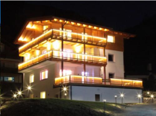 Alpenmond Appartement Leutasch Buitenkant foto