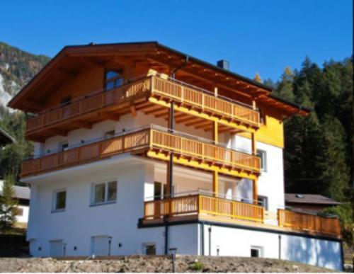 Alpenmond Appartement Leutasch Buitenkant foto